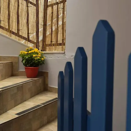 아파트 Blu Casa Del Mare 모넴바시아